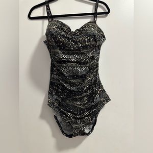 Brand new never worn swim